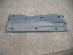 Octavia iv golf viii защита шасси l 5wa825201e фото №1