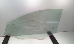 Стекло боковая левая передняя infiniti q30 5-дверь hbk 2016- зелёная новая фото №1