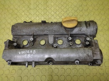 Opel vectra b 1.8 кришка клапанів 90536413 фото №1