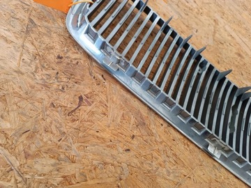 Решётка решётка радиатора решётка бампера перед 9190385 volvo v70 ii 2 фото №1