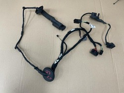 Установка двері лівий зад 8u0971687g audi q3 8u фото №1