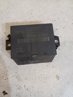 Модуль датчиків паркування pdc audi a6 c5 a8 d2 nr. 8e0919283 фото №1