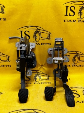 Комплект педалі gaz зчеплення гальмо renault megane iv eu фото №1