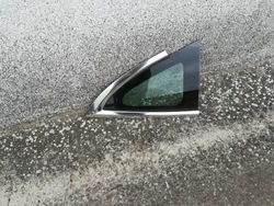 Tesla 3 стекло кузовная зад задняя левая оригинал 1080703-00-h фото №1