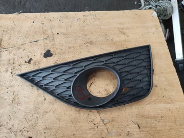 Seat ibiza iv 6j решітка заглушка бампера галоген праві перед фото №1