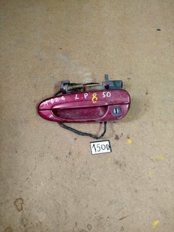 Mazda 626 ручка двері зовнішня перед ліва штекер центрального замка фото №1