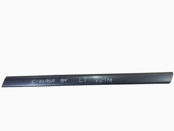 Планка дверь левый зад mercedes w203 a2026900562 фото №1