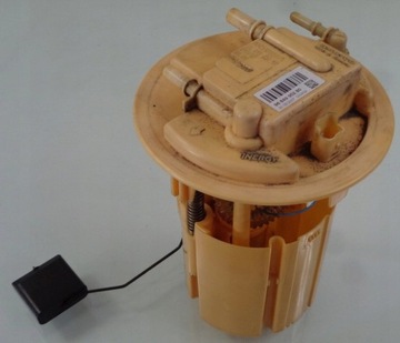 Citroen c4 picasso 1.6 hdi датчик уровня топлива фото №1