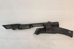 Кріплення передньої лівого крила volvo xc60 32216109 2.0l 2023 фото №1