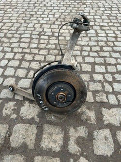 Поворотный кулак рычаги 4m0407559 q7 q8 touareg iii фото №1