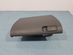 Volkswagen golf v plus бардачок пасажира 5m1857097 фото №1