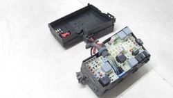 Volvo v40 ii 2.0 коробка предохранителей 12-17 фото №1