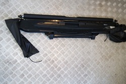 Чорна ролета зад mercedes c w205 cabrio a205690030 фото №1