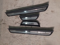 Kia x-ceed xceed планка накладка порога na порог комплект фото №1