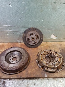 Сцепление 1.6tdci ford fiesta mk7 8v21-7550-dd фото №1