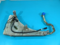 Бачок склоомивача помпа touareg i 7l 02-06 фото №1