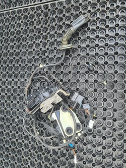 Bmw g05 x5 замок softclose доводчик установка левый зад 7477703 фото №1