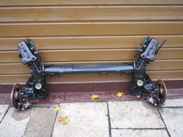 Ось балка задняя диски citroen c4 cactus фото №1