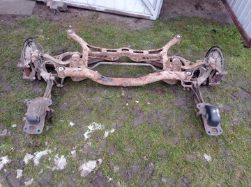 Vw passat b6 універсал - вісь балка зад фото №1