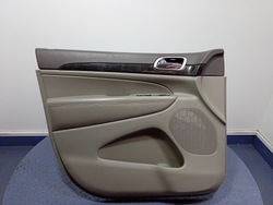 Grand cherokee wk2 обивка дверь перед левая eu фото №1