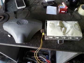 Yaris i 99-05 - подушка водитель пассажир подушка безопасности фото №1