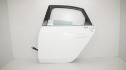 Двері лівий зад audi a4 b8 07-11r sedan lc9z фото №1