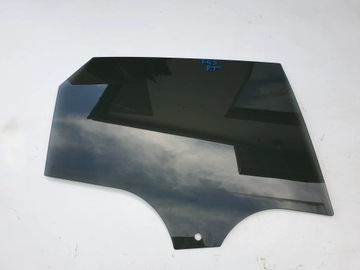 Bmw f45 стекло правый зад фото №1