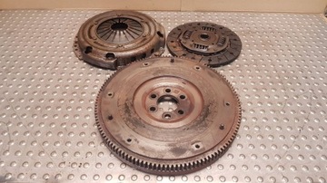 Колесо двомасовий зчеплення 04c105269b vw up citigo mii fabia iii 1.0 mpi фото №1