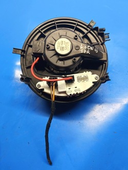 Воздуходувка воздуховод seat leon iii 15r. vw golf vii audi a3 8v фото №1