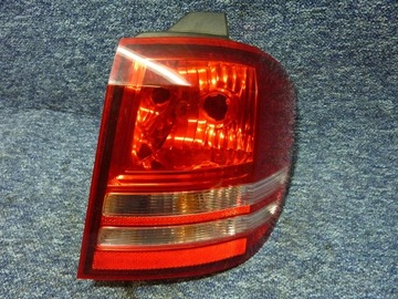 Лампа dodge journey 08-10r. права задня кутова фото №1