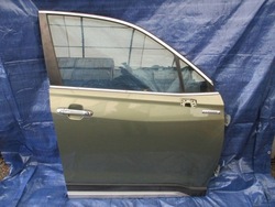 Дверь перед передние правые subaru forester v sk цвет sbc комплектные фото №1