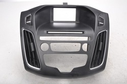 Ford focus mk3 рамка панель повітропровід радіо фото №1