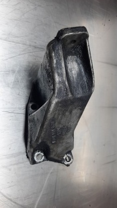 Лапи двигателя 8d0199307l vw passat b5 99r 1.9tdi 110km фото №1