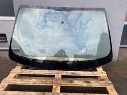 Audi q5 8r стекло передняя оригинал 08r. фото №1