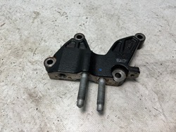 Kia sportage iv 2.0 crdi кріплення лапи двигуна фото №1