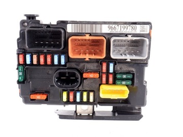 Коробка предохранителей модуль bsm c2 c3 i ii c3 picasso ds3 1007 207 фото №1
