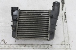 Интеркулер 8e0145805aa seat exeo 2.0 tdi 08-13 фото №1