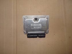 Комп'ютер 0281010822 audi a6 c5 2.5 tdi фото №1