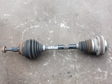 Полуось левая 1.8 tsi 2k0407271e seat leon ii vw golf v skoda octavia ii фото №1