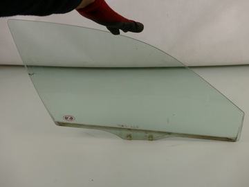 Mazda 626 gf v sedan стекло дверь правые перед правая фото №1