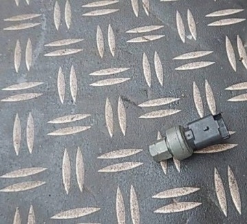 Citroen c2 рестайлінг 05-10 1.1 датчик кондиціонера фото №1