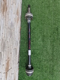 Піввісь bmw x3 g01 x4 g02 8679940 фото №1