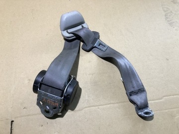 Pas безпеки зад toyota hilux 73360-0k050 фото №1