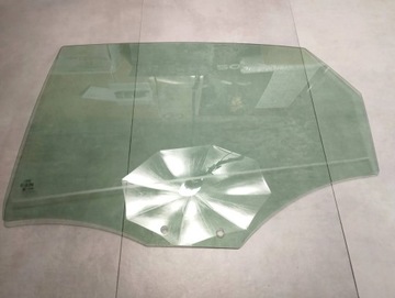 Audi a6 c7 4g sedan скло ліва зад 2015 фото №1