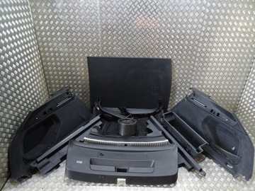 Audi e-tron suv багажник оббивка салон багажника фото №1