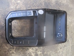 Рамка dekor тунелю старт 5qf035726 vw tiguan ii фото №1