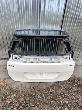 Кришка задня багажника peugeot 5008 ii фото №1