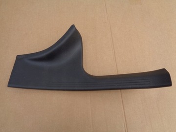 Mercedes c w205 захист планка двері ліва фото №1