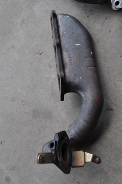 Audi s4 b5 a6 c5 2.7 bit колектор випускний лівий 078253033ct фото №1