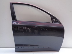 Двері праві передні kia niro 16- номер 24771 фото №1